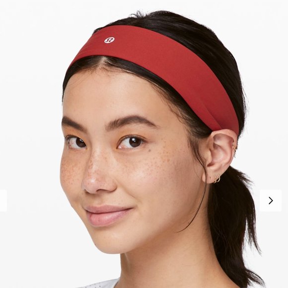 Lululemon Fly Away Tamer Headband Maroon - Picture 1 of 2